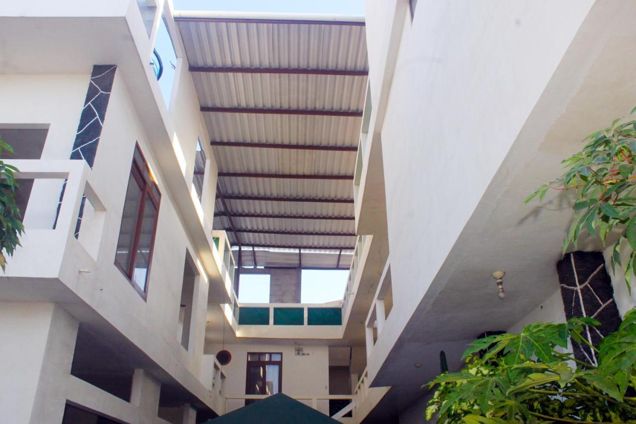 Cielo Azul Galapagos Hotel Пуэрто-Вильямиль Экстерьер фото