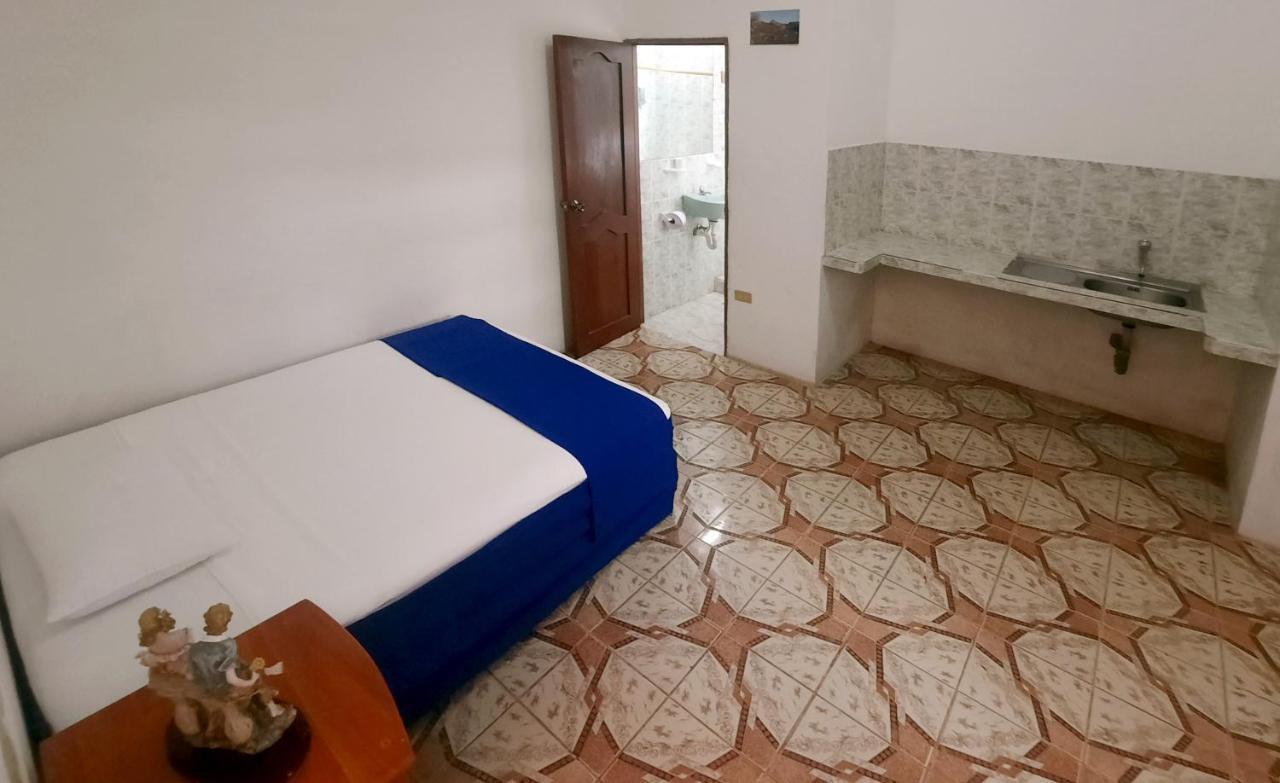 Cielo Azul Galapagos Hotel Пуэрто-Вильямиль Экстерьер фото