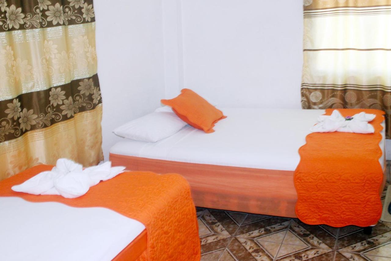 Cielo Azul Galapagos Hotel Пуэрто-Вильямиль Экстерьер фото